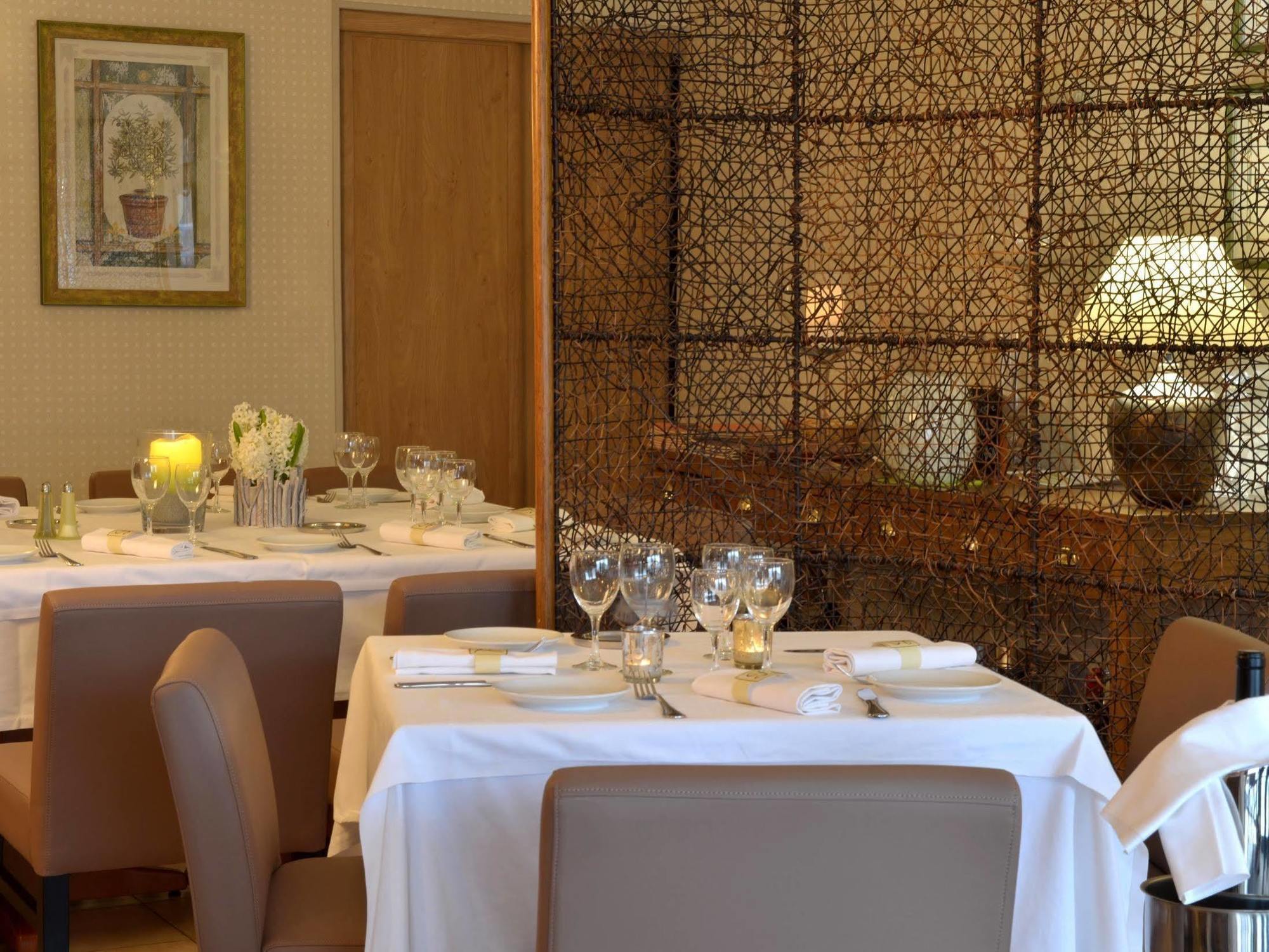Logis Hotel Le Continental Chateauroux Luaran gambar
