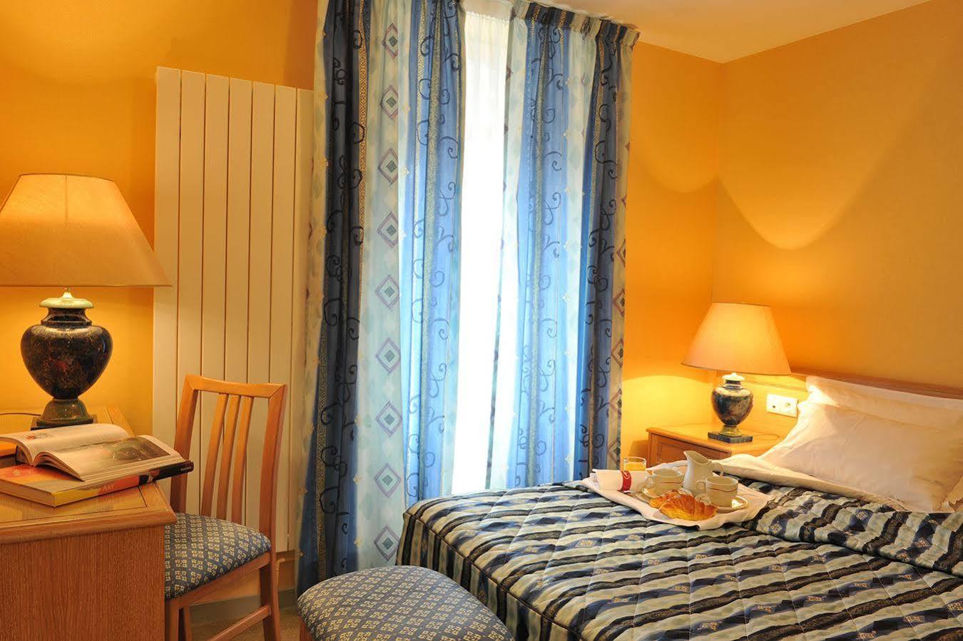 Logis Hotel Le Continental Chateauroux Luaran gambar