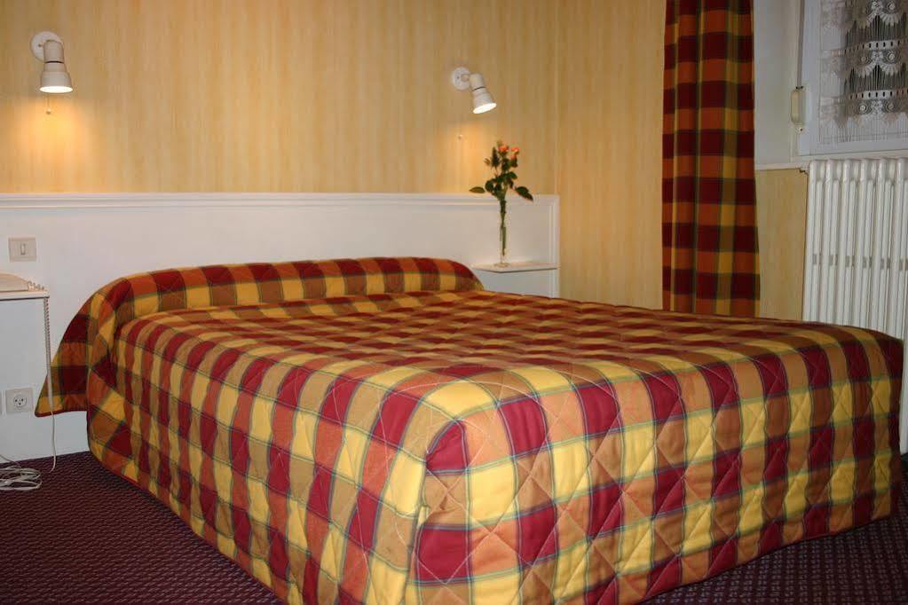 Logis Hotel Le Continental Chateauroux Luaran gambar